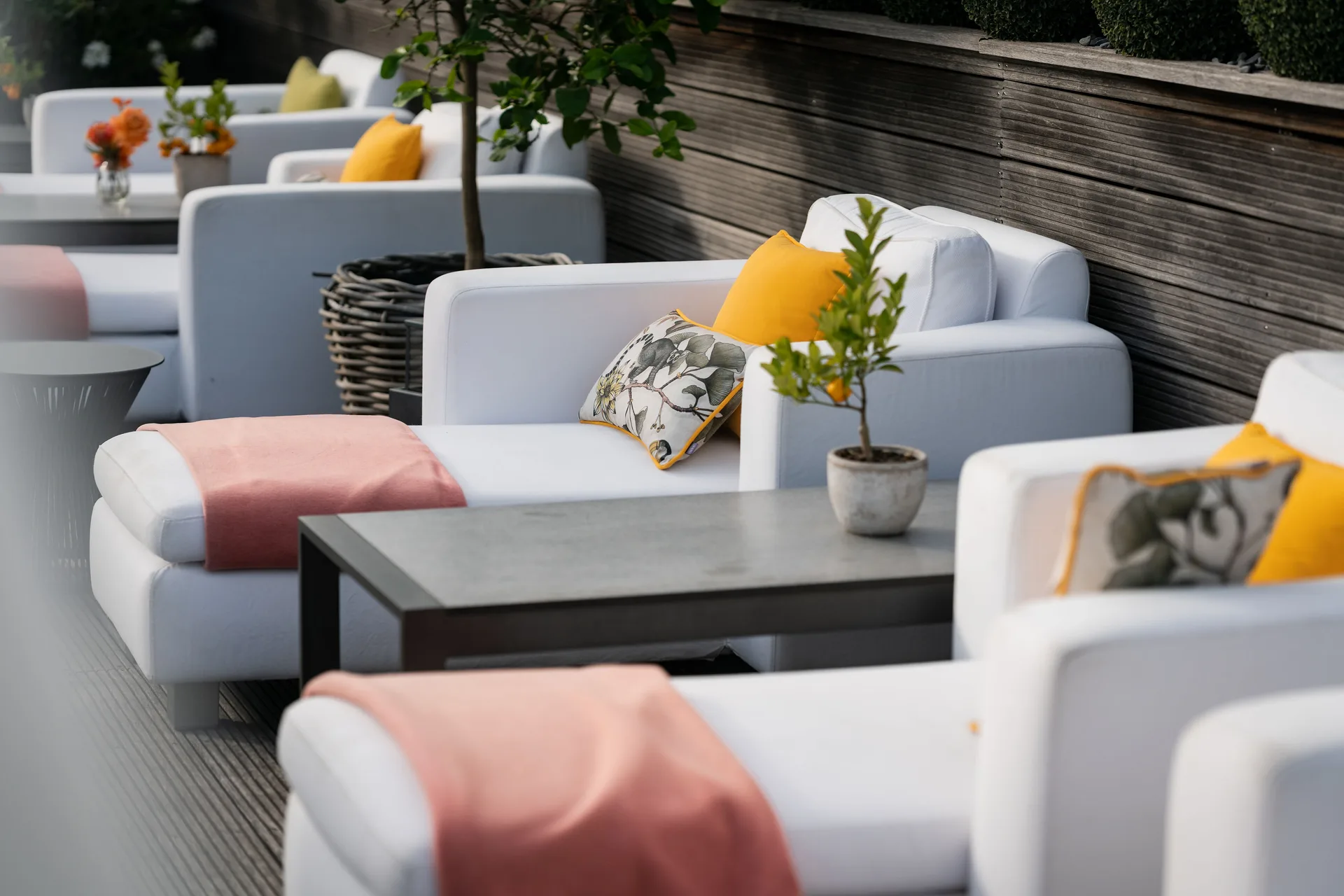 DJ bei der Abendgesellschaft – Fairmont Hotel Vier Jahreszeiten