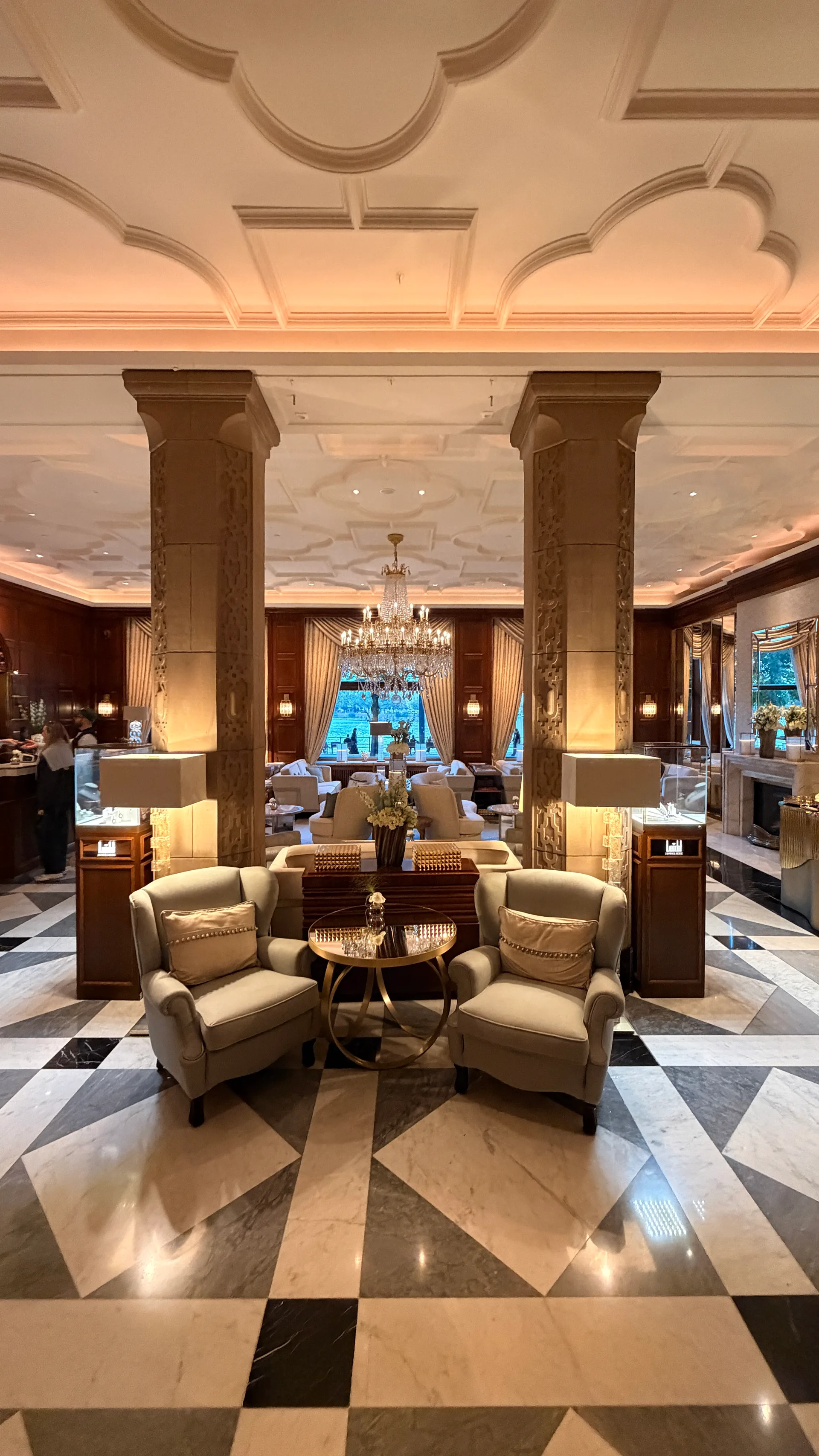 DJ Forte bei Fairmont Hotel Vier Jahreszeiten