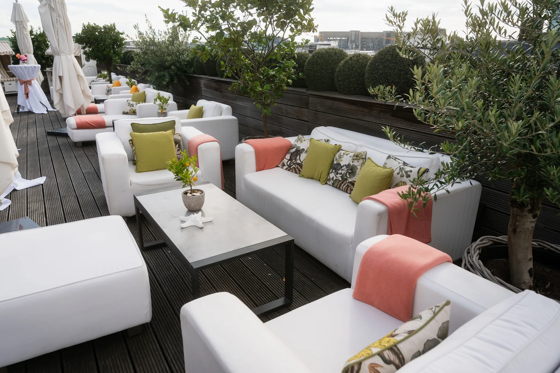 Open-Format-DJ – Fairmont Hotel Vier Jahreszeiten