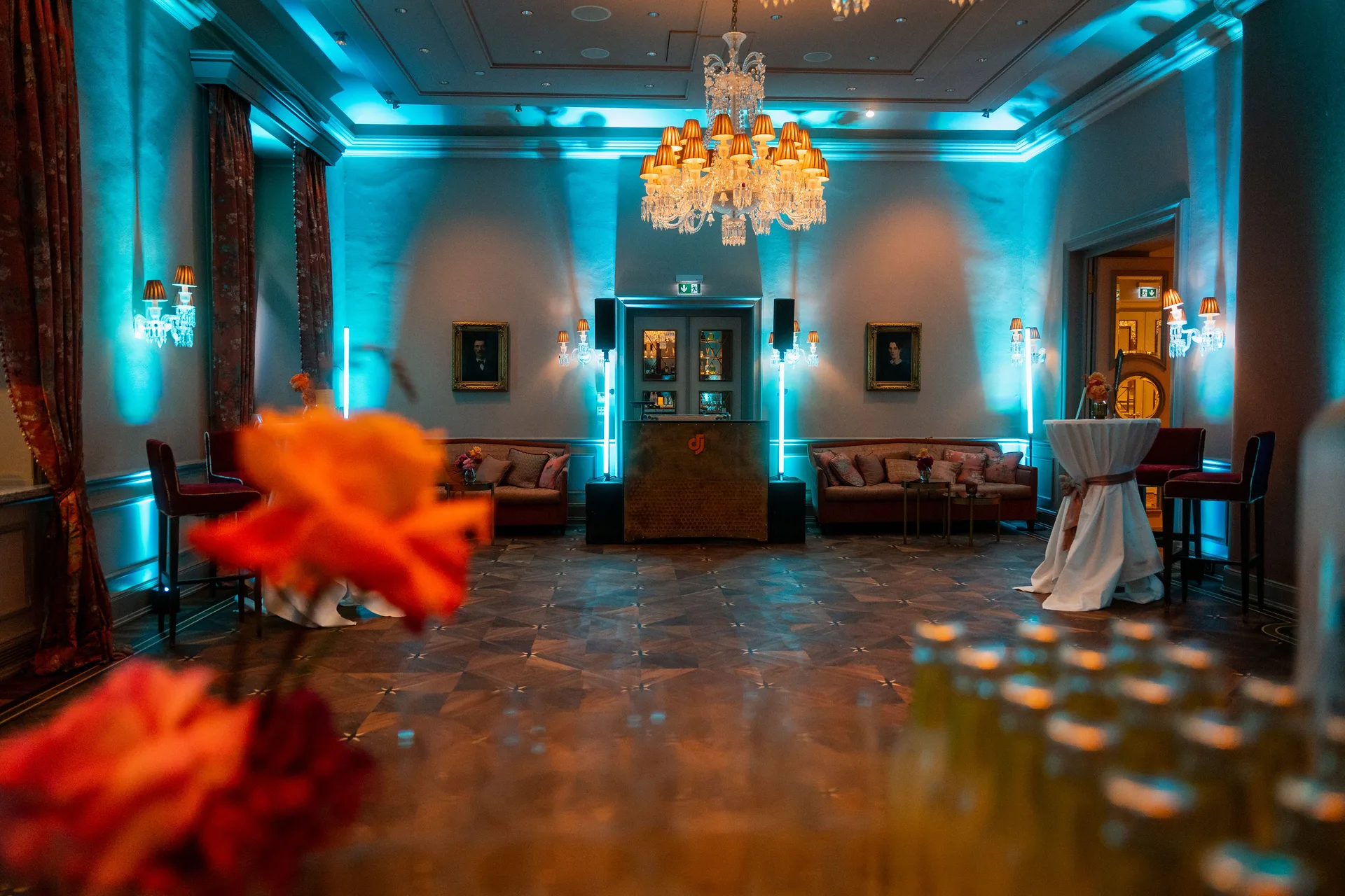 DJ bei der Weihnachtsfeier – Fairmont Hotel Vier Jahreszeiten