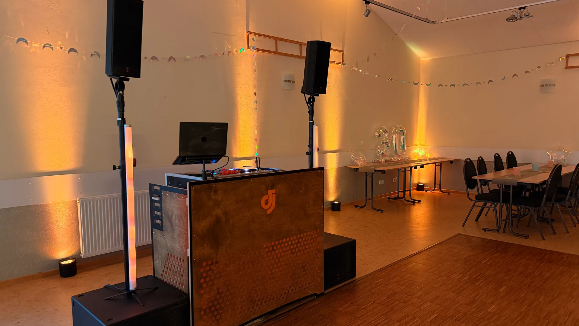 DJ buchen – Gemeinschaftshaus Falkenfeld