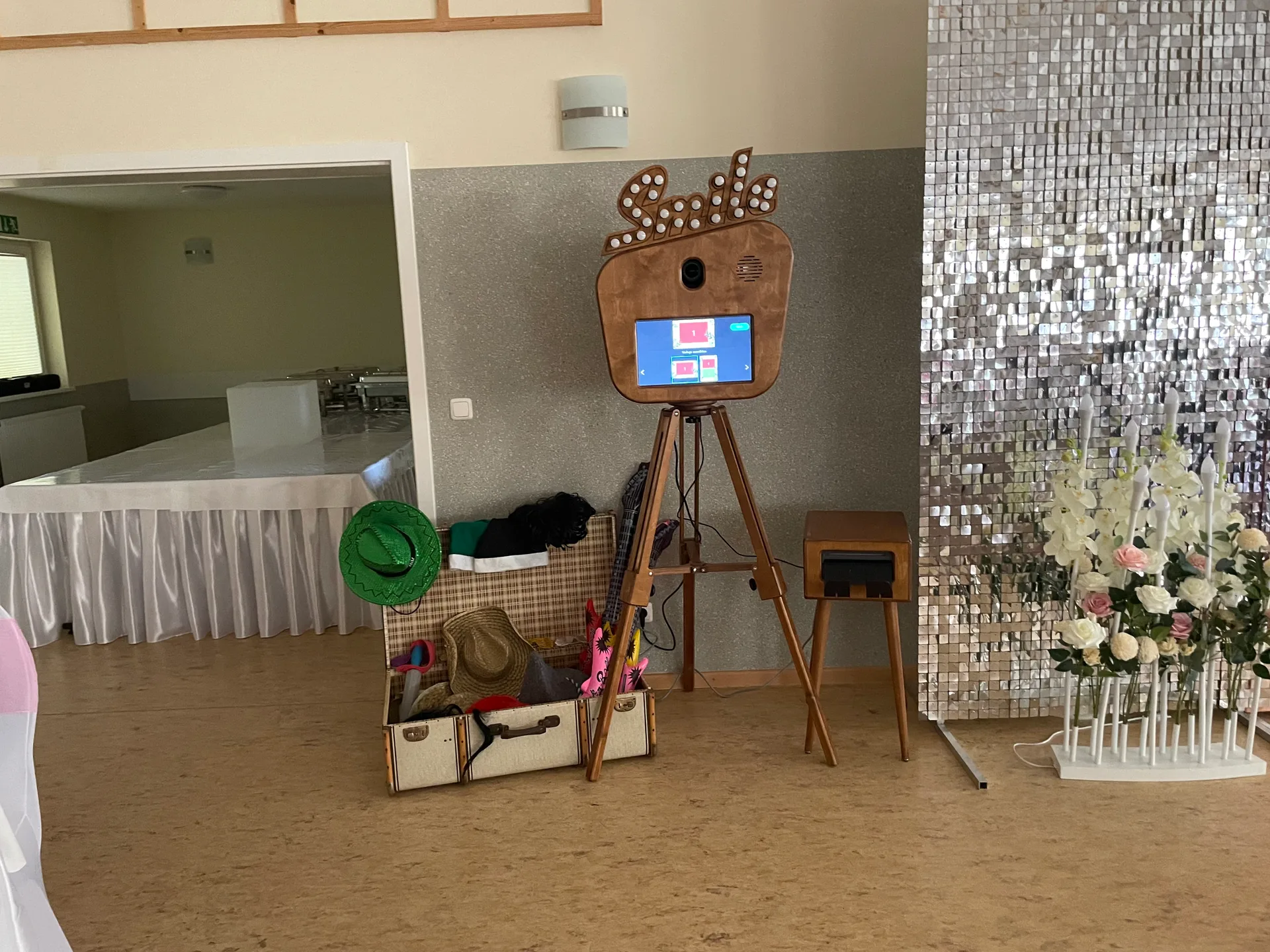 DJ bei der Geburtstagsfeier – Gemeinschaftshaus Falkenfeld