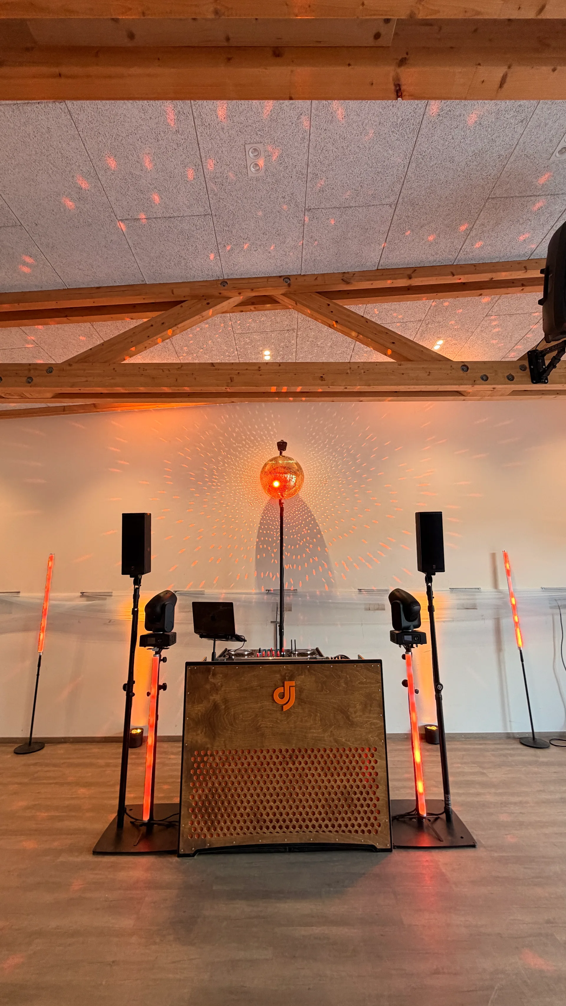 DJ bei der Firmenfeier – Geselliger Verein Bujendorf