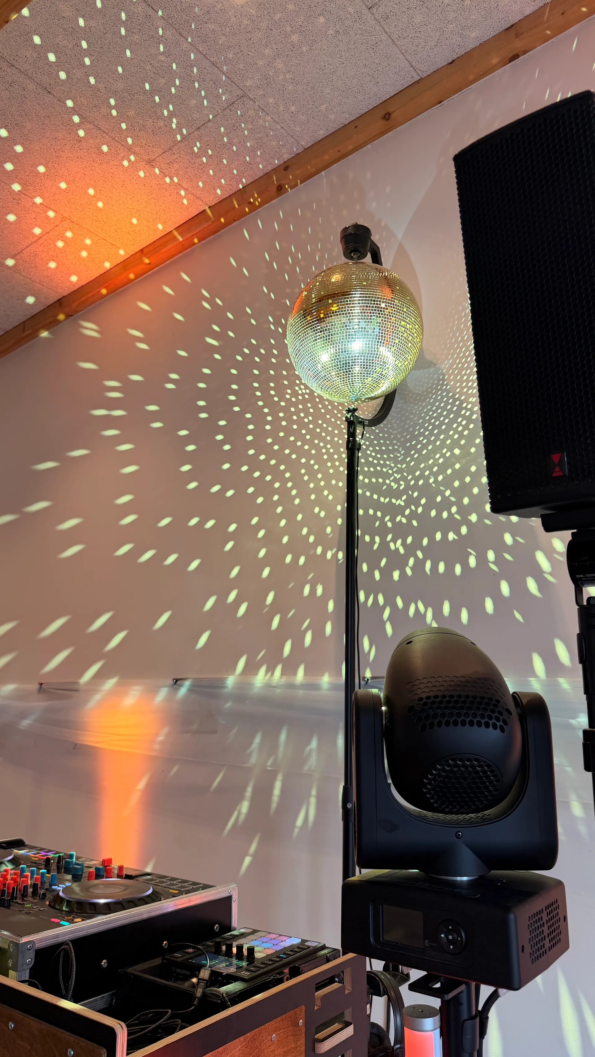 DJ bei der Hochzeitsfeier – Geselliger Verein Bujendorf
