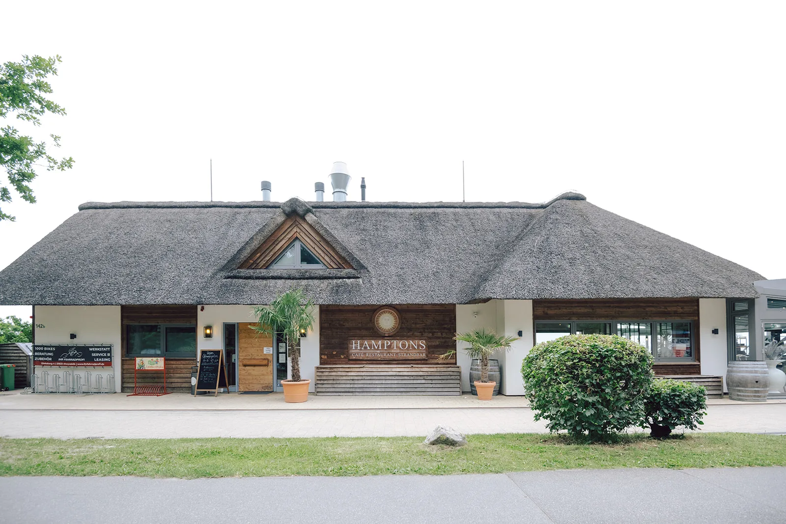 DJ Forte in der Location Hamptons Scharbeutz