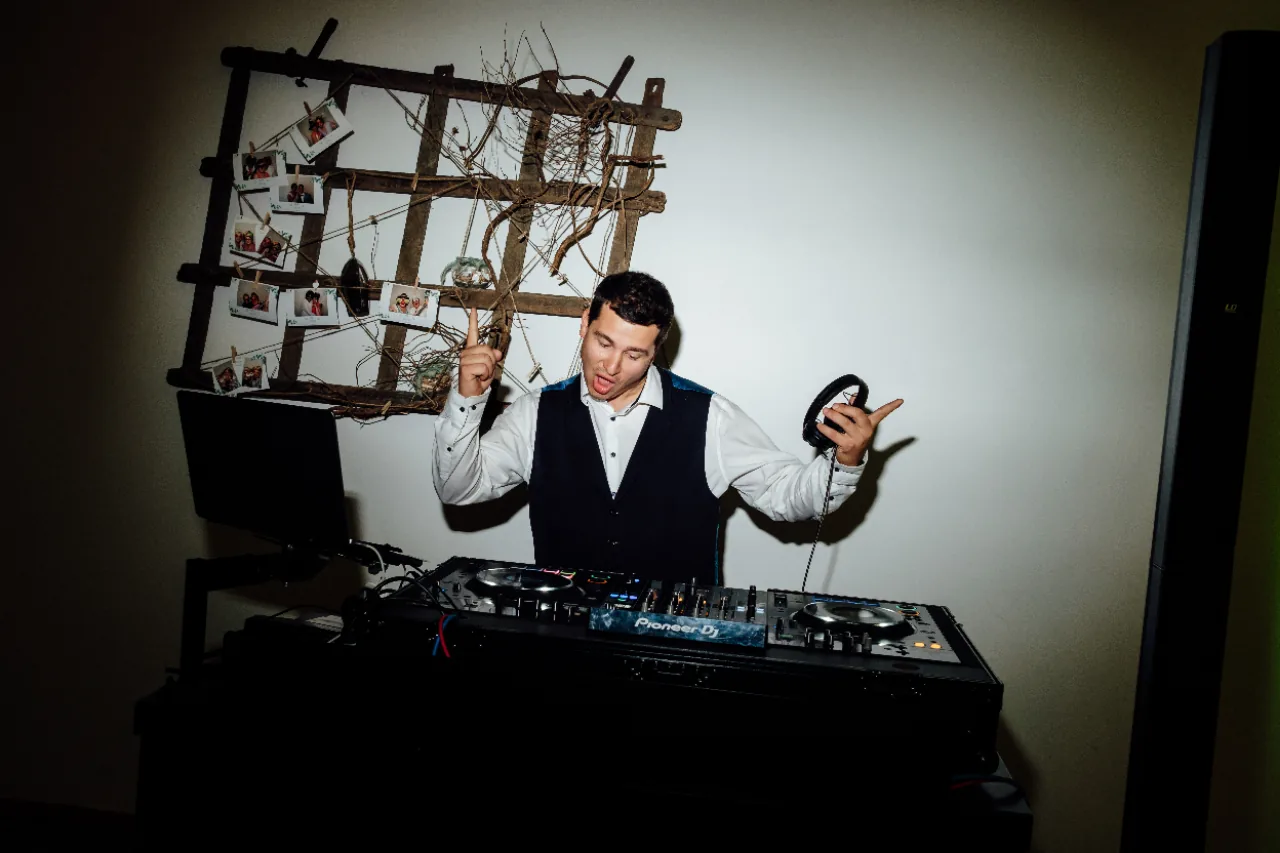 DJ Forte in der Location Kuh-Lounge