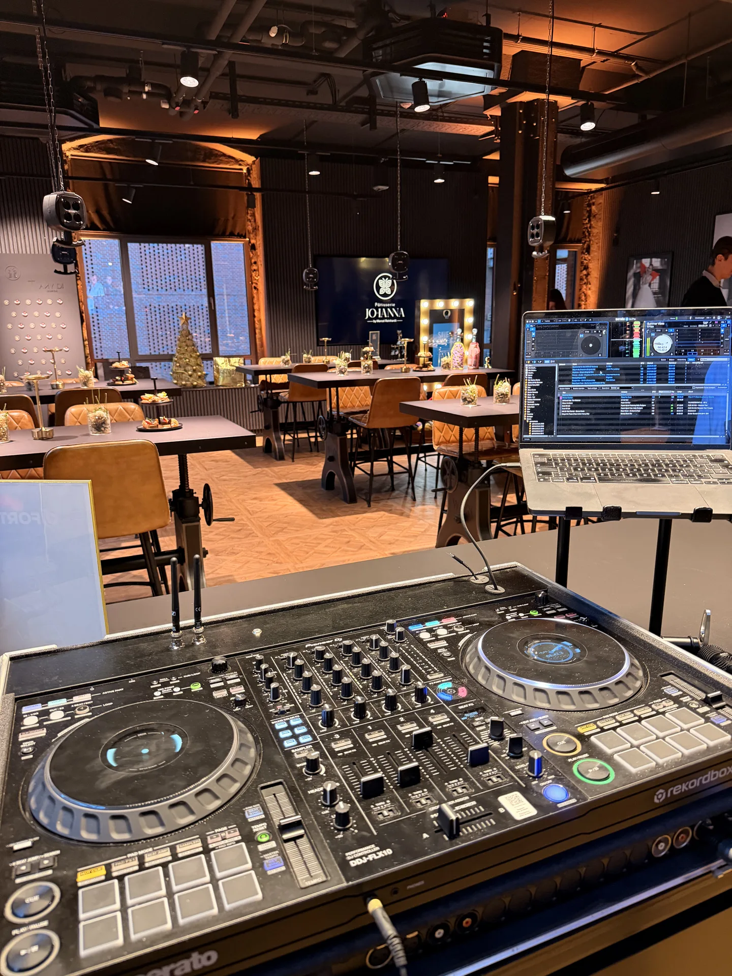 DJ Forte bei Pâtisserie Johanna Speicherstadt