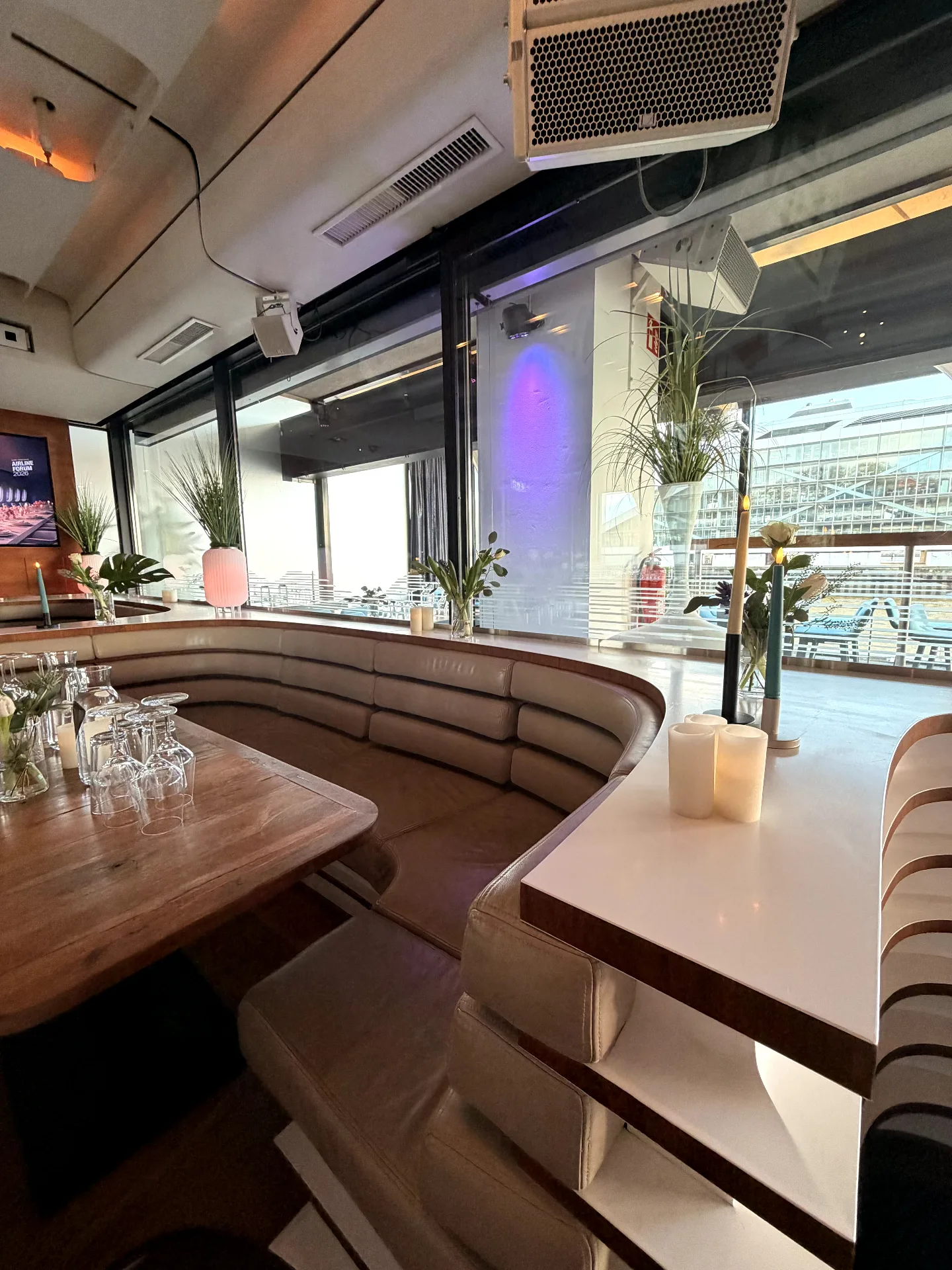 DJ Forte bei Restaurant am Kai