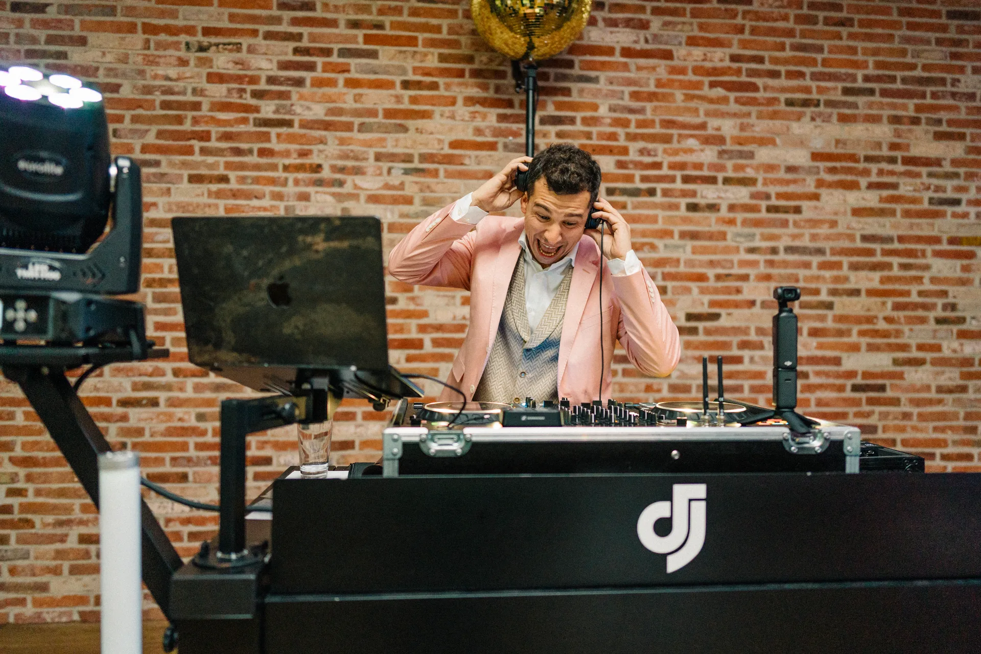 DJ Forte bei River Loft Brunsbüttel