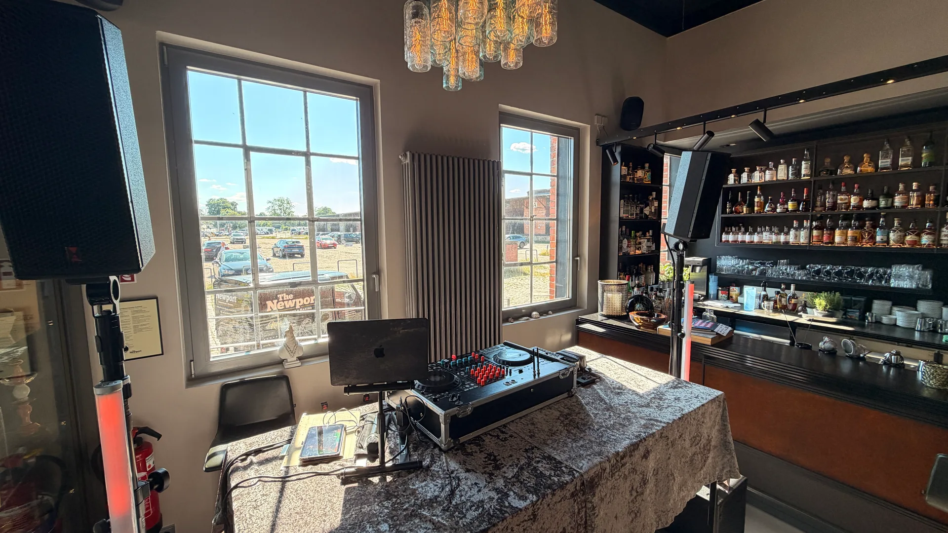 DJ Forte bei The Newport Restaurant & Marina